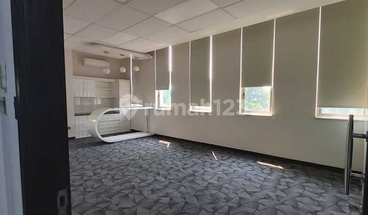 Kantor Strategis Di Daan Mogot