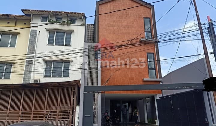 Ruang Usaha dan Kantor siap pakai jarang ada, di Suka Warna Pasteur