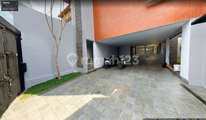 Di jual kantor/ruang usaha lokasi strategis sayap pasteur