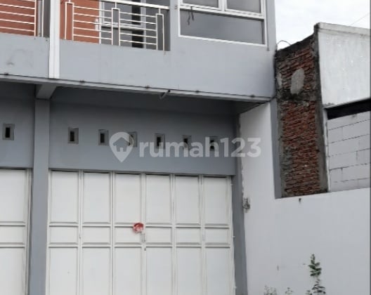 Ruko besar bagus hrg murah Ruko besar bagus hrg murah