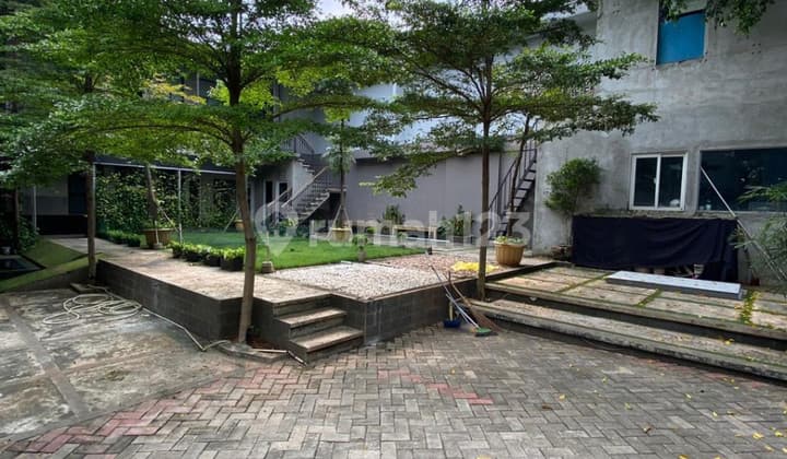 BUSINESS SPACE SHOPHOUSE at Jl LAMANDAU, KEBAYORAN BARU (CERTIFICATE, CORNER)