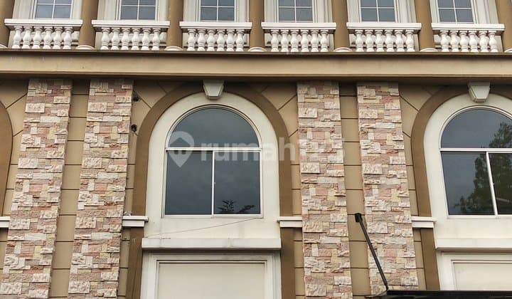 Rukan Murah Siap Huni di Green Lake City