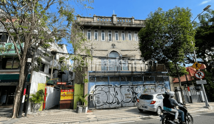 Ruko Raya Genteng Kali, Surabaya Pusat. Jalan raya, siap pakai, kondisi terawat