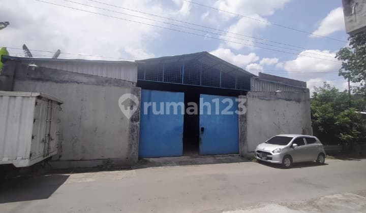 GUDANG siap PAKAI di Langenharjo dekat Solobaru