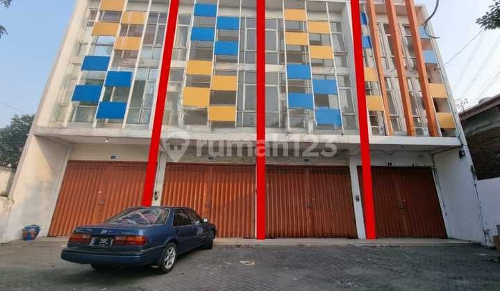 Ruko di Panjang Jiwo Surabaya, Pusat Kota, Sangat Strategis!