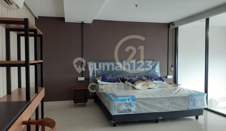 Neo SOHO Central Park Unit Ebony FUll Furnished Lantai Tinggi