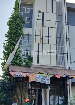 For Sale New and Nice Shophouse in Villa Permata Karawaci Tangerang