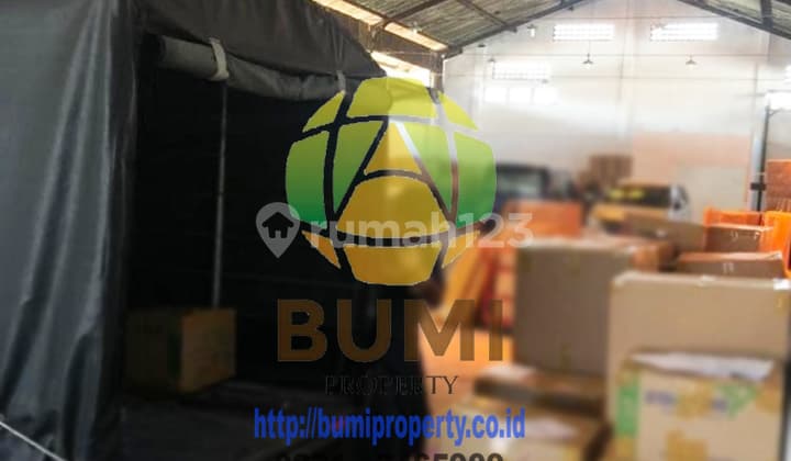 Gudang siap pakai tengah kota akses kontainer