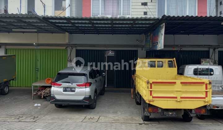Ruko 2,5 lantai, bagus di Poris Residence