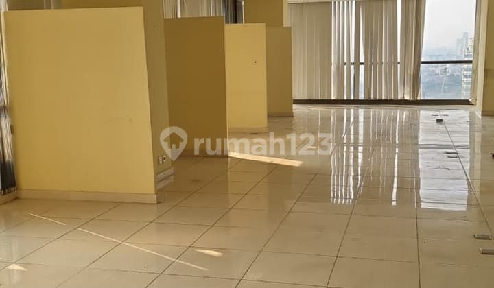OFFICE SPACE LA VENUE PANCORAN size 206 SQM (FITOUT)