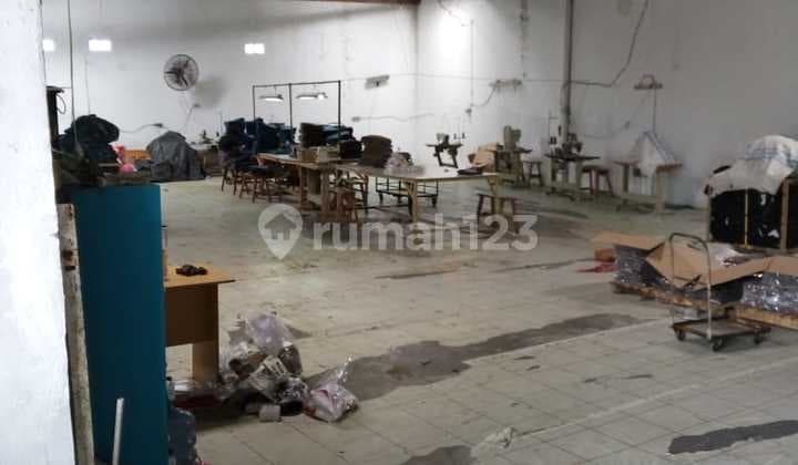 *Di sewakan Gudang di Mainroad Cibaduyut*