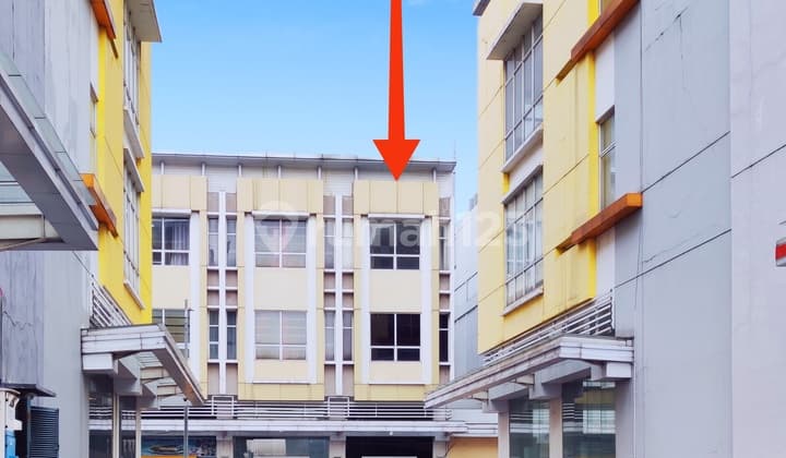 Ruko 3 Lantai Hadap Strategis Di Emerald Commercial Summarecon Bekasi