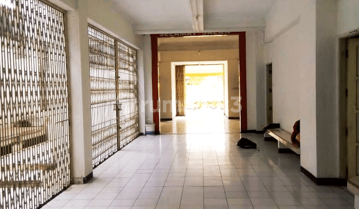 Gedung tengah kota Semarang