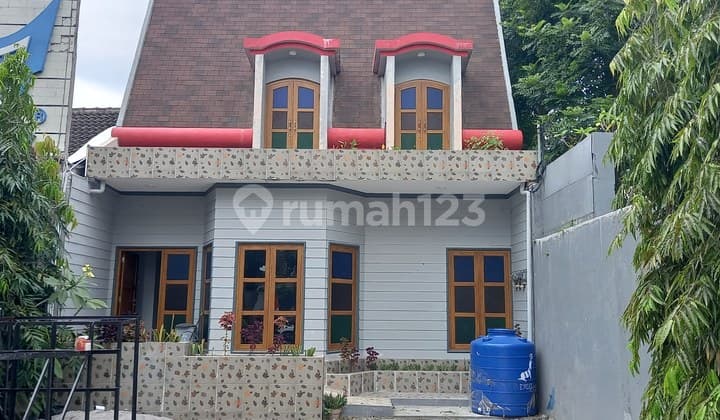 Ruko Tepi Jalan Utama Area Premium Bisnis dekat Kampus UGM & UNY