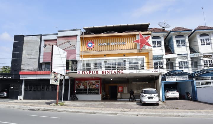 Ruko Gandeng 3 di Jalan Kejaksaan