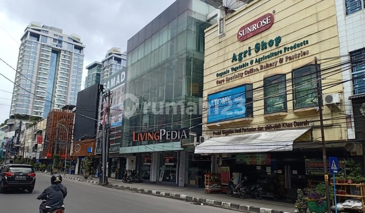 Ruko Gandeng / Gedung Jalan Zainul Arifin