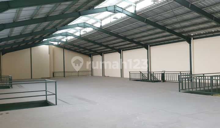 Gudang Dalam Kota Jakarta Utara Akses Kontainer.dekat Toll 2lantai Loading Dock Ada Ofice Air Pam Dan Lift