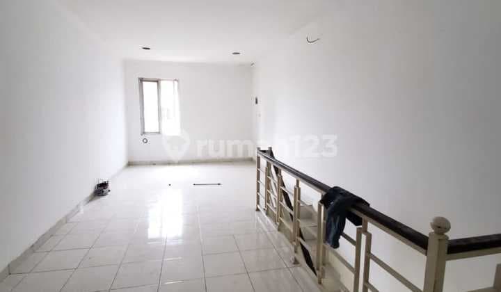 2 Unit Ruko Gandeng 2 Lantai Berikut Tanah dan 3 Rumah di Cileungsi Kota Bogor