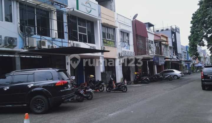 Ruko Emerald Bintaro bagus cocok untuk dijadikan kantor dengan akses mudah dijangkau