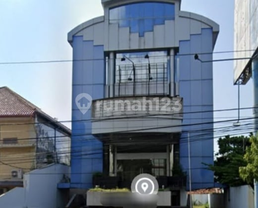Gedung di tengah kota Semarang