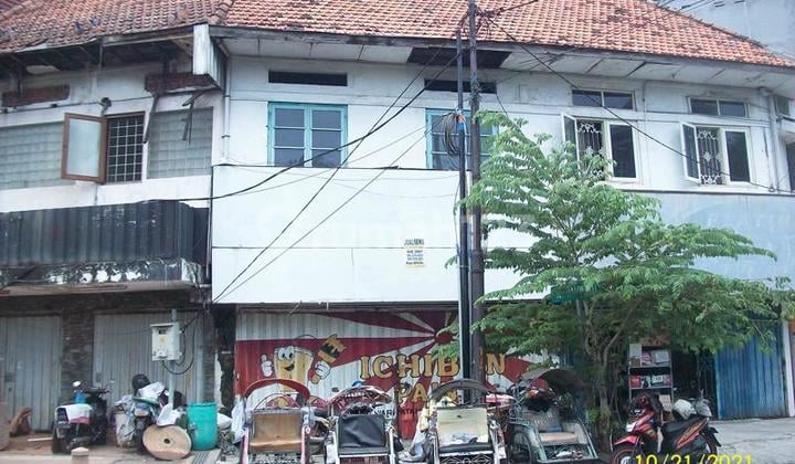 / Ruko di Baliwerti Surabaya, Pusat Kota, Lokasi Strategis, Siap Pakai !!