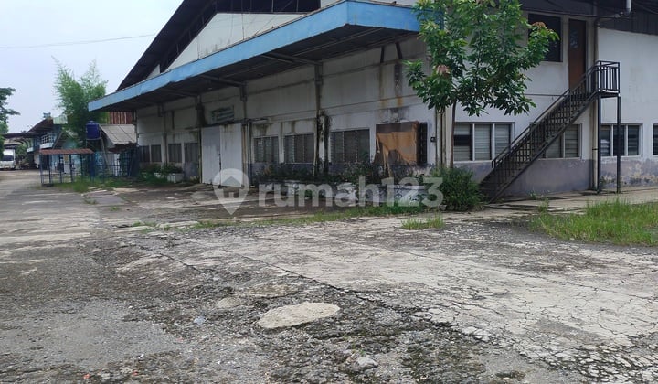 Gudang siap pakai sedang proses renov