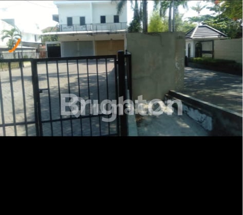 RUKO RAYA WIYUNG 2 LANTAI RUKO RAYA WIYUNG 2 LANTAI