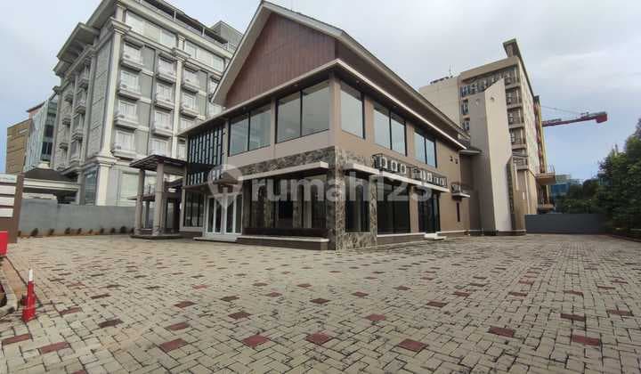 Gedung Perkantoran Seberang Sekolah Nan Yang School Strategis