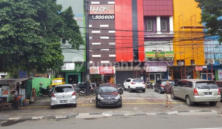 Ruko 3 Lantai Area Stategis di Rawamangun Jakarta Timur