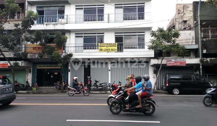 Disewakan2 Unit Ruko 3 Lantai di Kota Malang