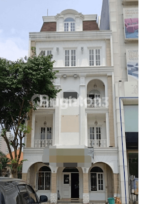 RUKO BAGUS TERAWAT 0 JALAN PAKUWON SQUARE