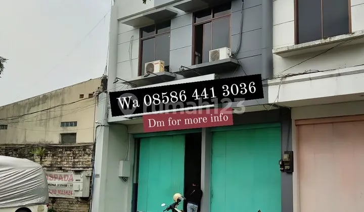 For sale Rendeng BKR shop house, suitable for business (office/store).