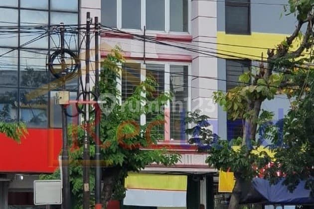 Ruko bagus, siap pakai, lokasi strategis di Majapahit (Yl1489)