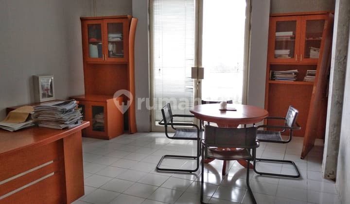 Ruko Royal Palace Supomo, Great Location