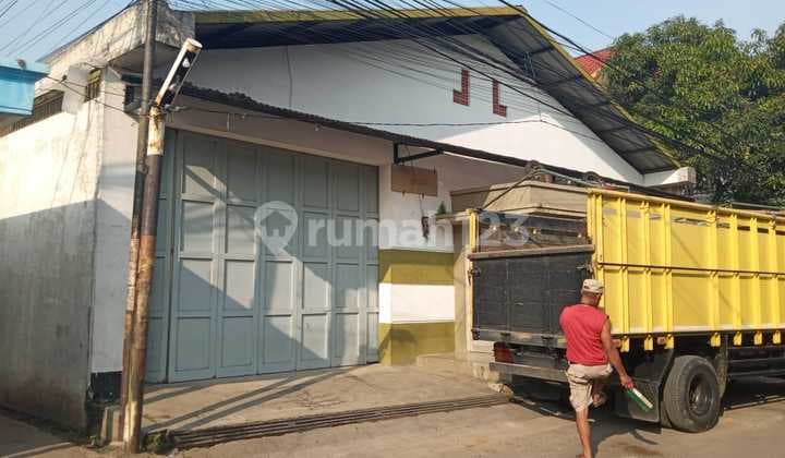 Strategic Warehouse in Gunung Batu