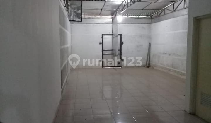 Ruko di Green Garden Regency - Gresik, Luas 4x17 m2, Nol Jalan, Parkir Luas, Siap Pakai