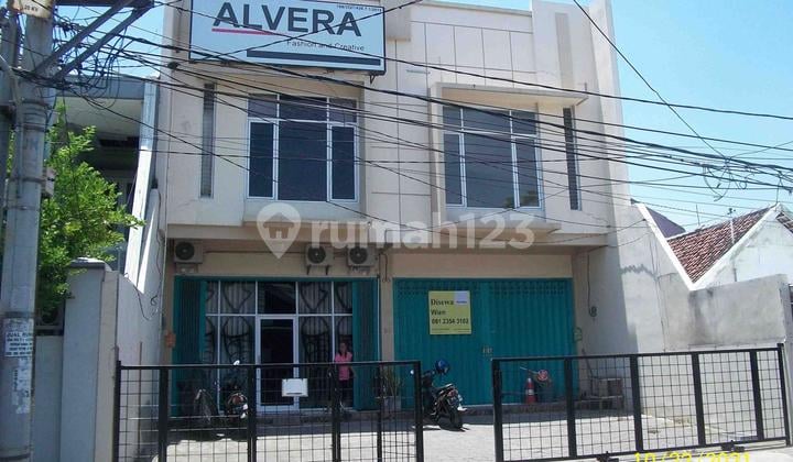 Ruko di Raya Pucang Anom, Nol Jalan Raya, Cocok untuk usaha apapun, Siap Pakai