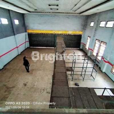 Gudang Luas Di Tulungagung