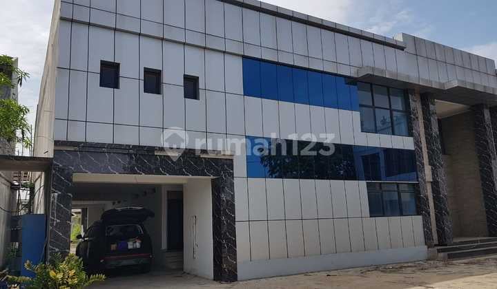 KANTOR DAN GUDANG KAMAL, KAPUK, JAKARTA UTARA