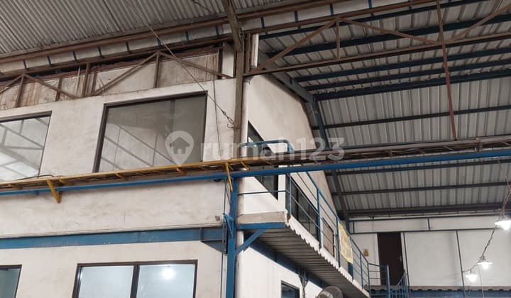 Dijual Bangunan Pabrik Lokasi Bagus Dekat Toll Jorr