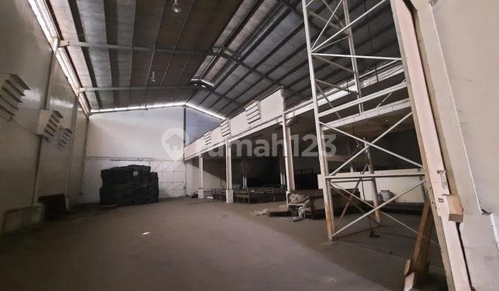 Gudang Alsut, 1,5 Lt, Ada Kantor, Ada Fasilitas Lift Barang, Akses Tol Alsut.