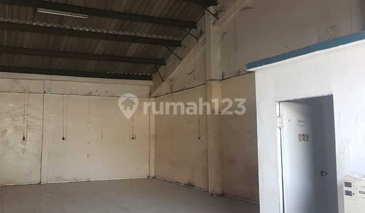 Nice cheap warehouse in LIK Kaligawe.