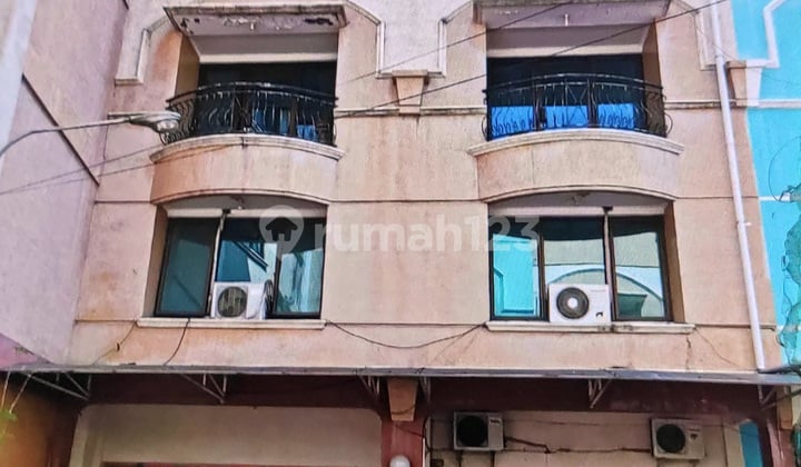 Dijual Murah Ruko 4.5 Lantai Tengah Kota Dijual Murah Ruko 4.5 Lantai Tengah Kota