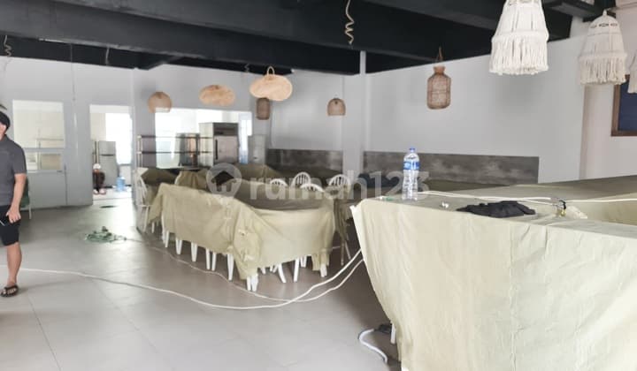 Restoran Cafe Kondisi Baru, Di Kosambi Jakbar. Lokasi Ramai, Nego