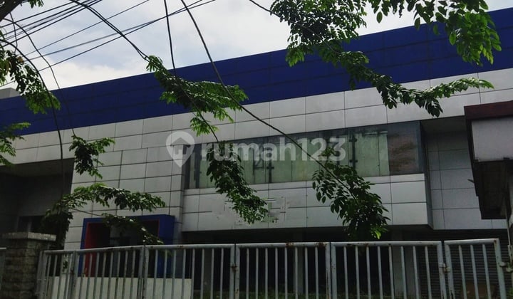 Disewa Ruko Ex. Showroom di Slipi Kebon Jeruk Jakarta Barat