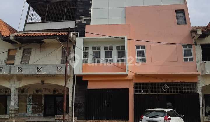 Ruko di kawasan Pergudangan Marina Dadap, Kosambi, Tangerang *0028-CHRHEN*