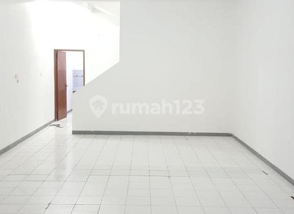 Ruko 2 Lantai Taman Holis Indah 2 Siap Pakai Mainroad