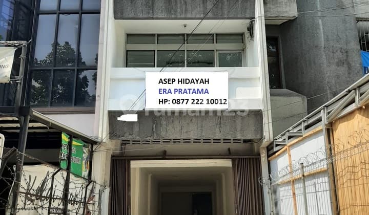 Disewakan Ruko 3 Lantai lokasi Strategis Mainroad Ahmad Yani