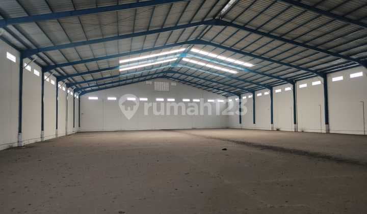 Gudang Baru di Cibolerang SHM Utara, kontainer 40"