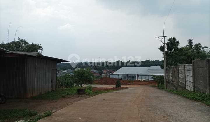 Gudang siap pakai zona Industri